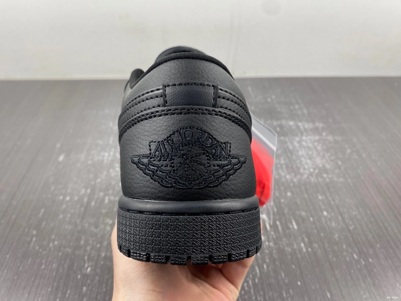 Low Air Jordan 1 553558-091 'Triple Black' 0324